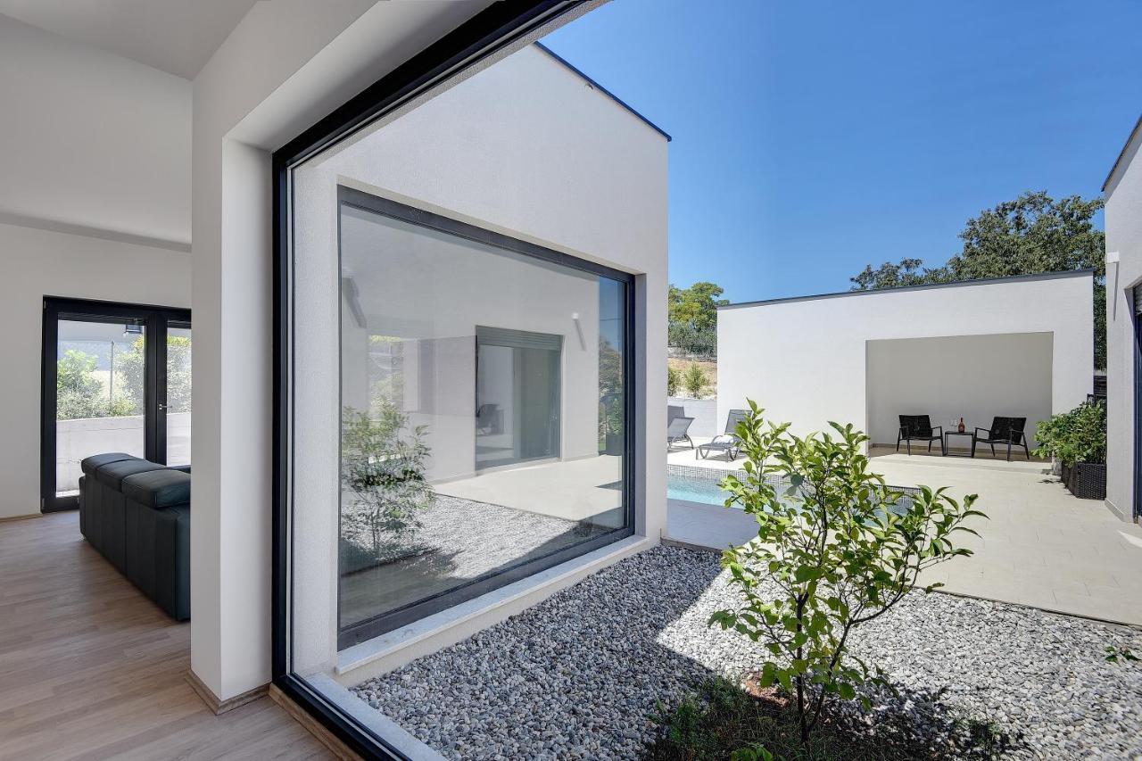 Vila Nauta - Luxury In Vintijan, Near Pula Bagian luar foto